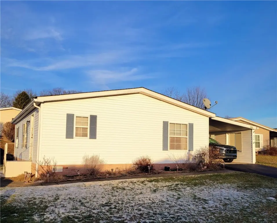 826 Clover Ln, Murrysville, PA 15668 - Image #1