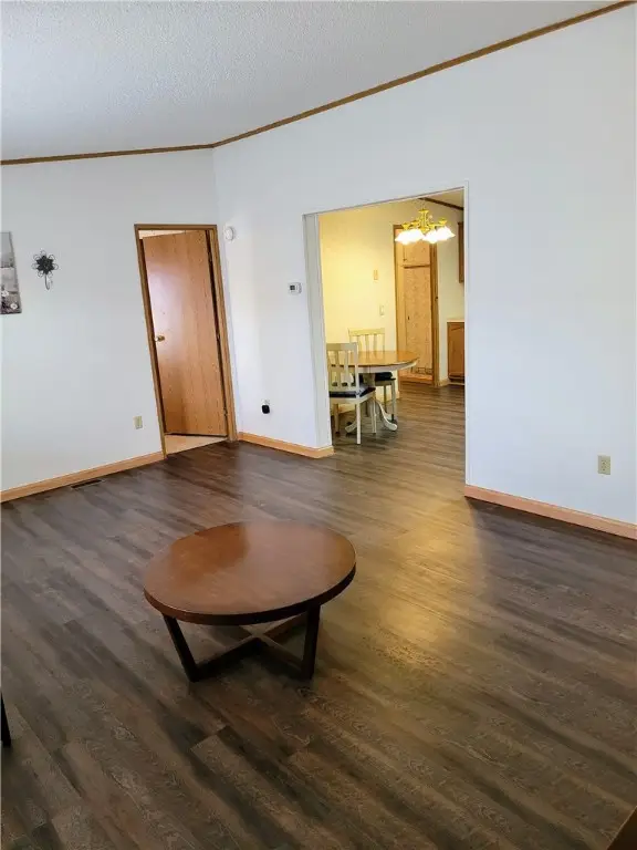 826 Clover Ln, Murrysville, PA 15668 - Image #3