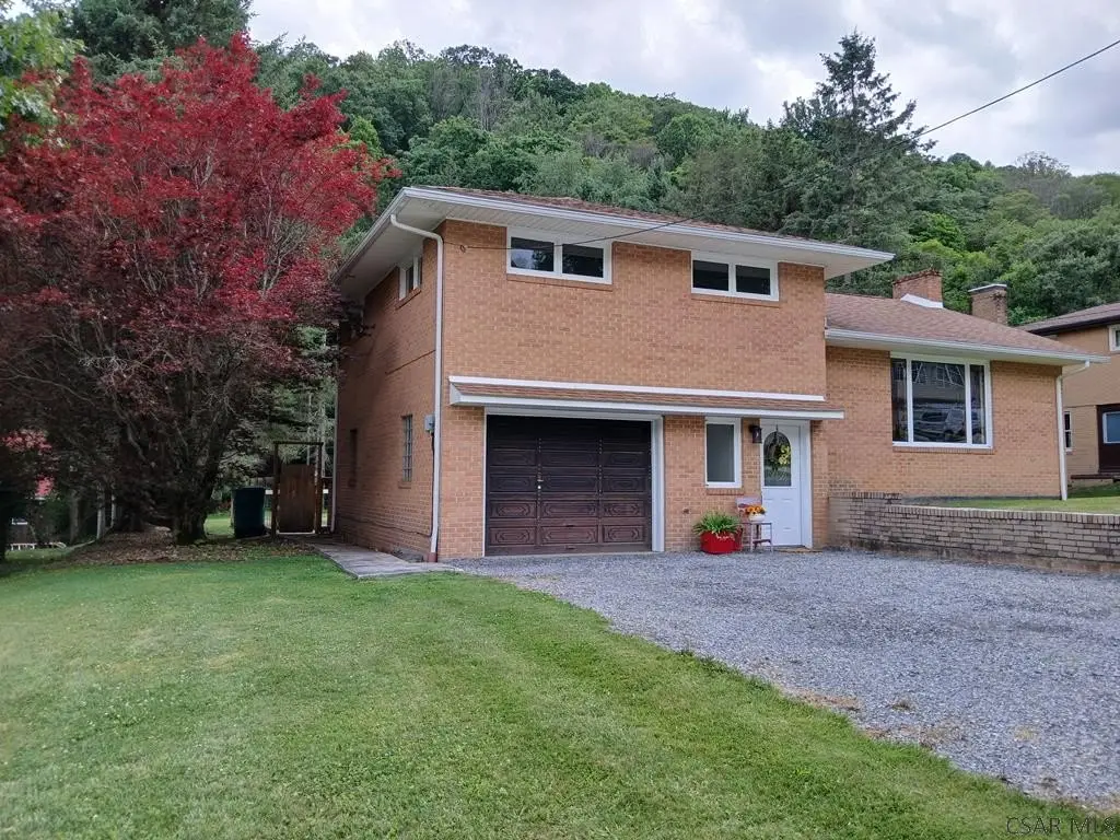 117 Pulaski Ave, Johnstown, PA 15906 - #1