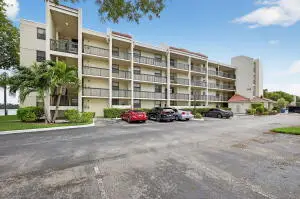 118 Lake Emerald Drive #Unit 102, Oakland Park, FL 33309 - #1