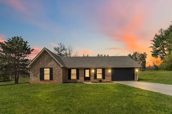 111 Whispering Oaks Drive, Somerset, KY 42503