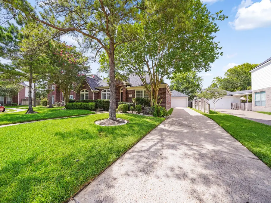 3411 Farnham Circle, Pearland, TX 77584 - #3