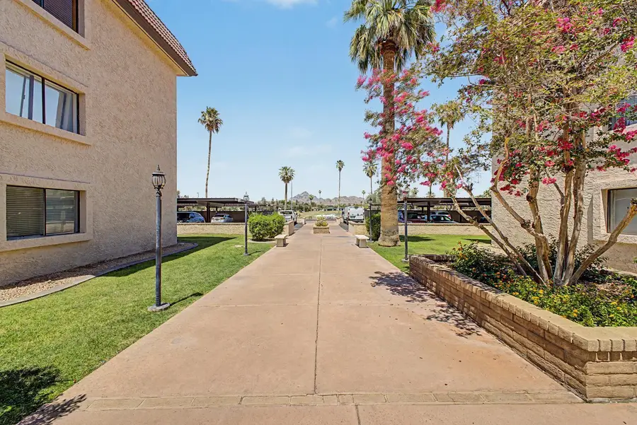 3033 E Devonshire Avenue #Unit 3031, Phoenix, AZ 85016 - #2