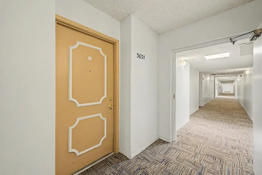 3033 E Devonshire Avenue #Unit 3031, Phoenix, AZ 85016 - #3
