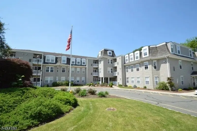 1 Jenny Lind St Unit 10, Netcong, NJ 07857-1015 - #1