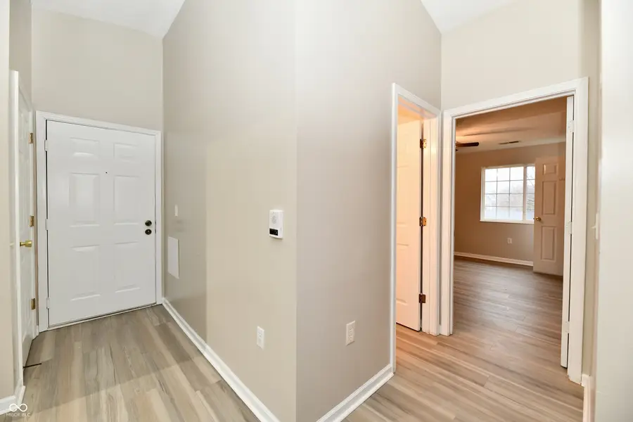 209 Faulkner Court #205, Carmel, IN 46032 - #2
