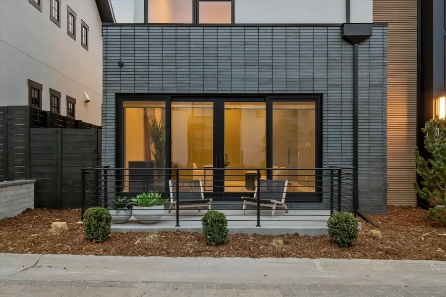 2821 E Cedar Ave #12, Denver, CO 80209 - #3