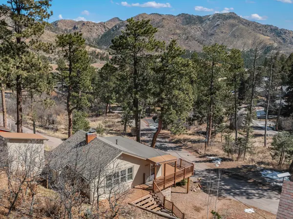 5870 Paona Road, Cascade, CO 80809