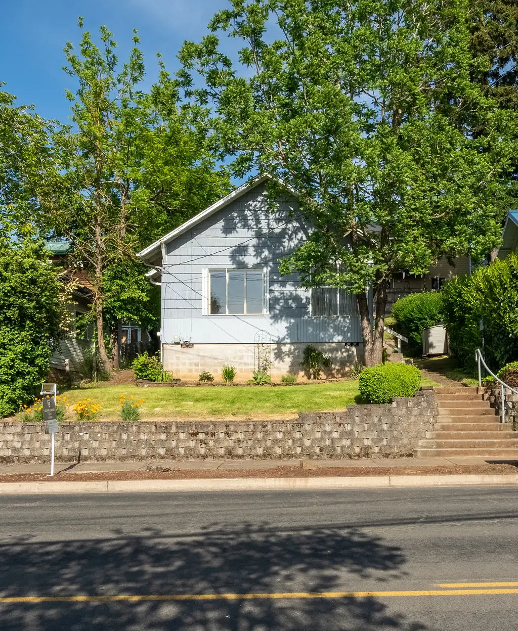 724 N Main St, Brownsville, OR 97327 - #1
