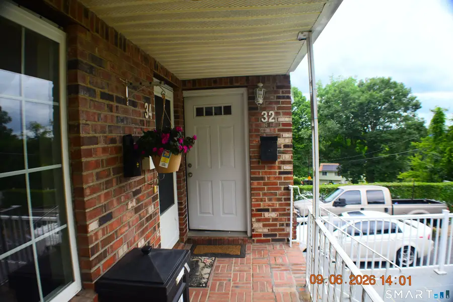 32 Garden Hill Circle #32, Waterbury, CT 06704 - #3