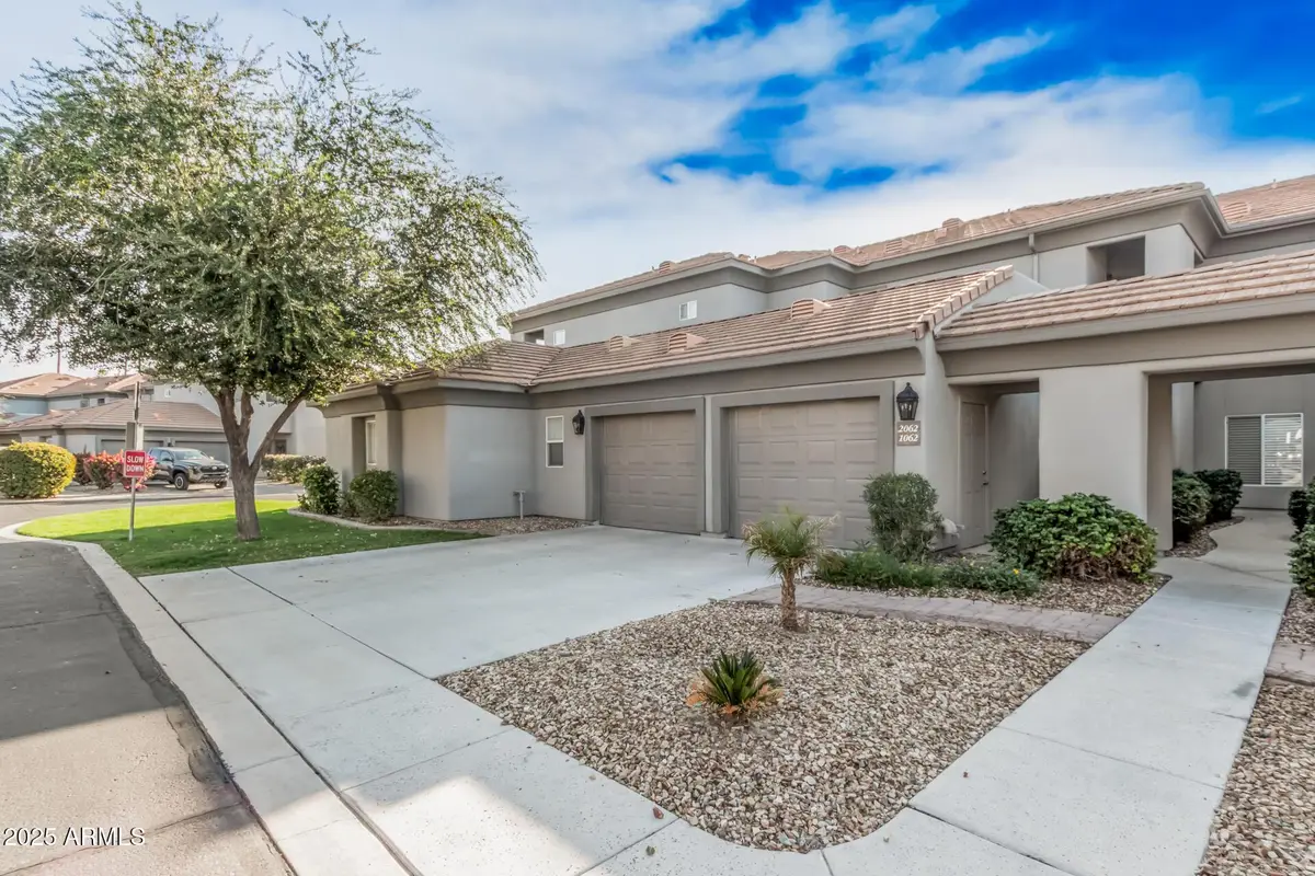 7401 W Arrowhead Clubhouse Drive #2062, Glendale, AZ 85308 - #1