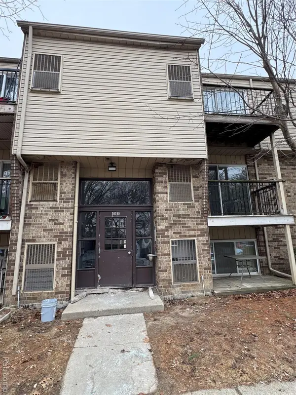 38280 Fairway Court #140B, ClintonTownship, MI 48038