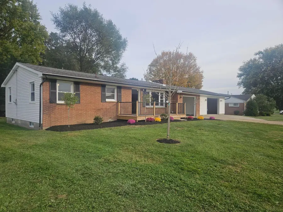 1 Freeway Avenue, Fredericktown, OH 43019 - Image #3