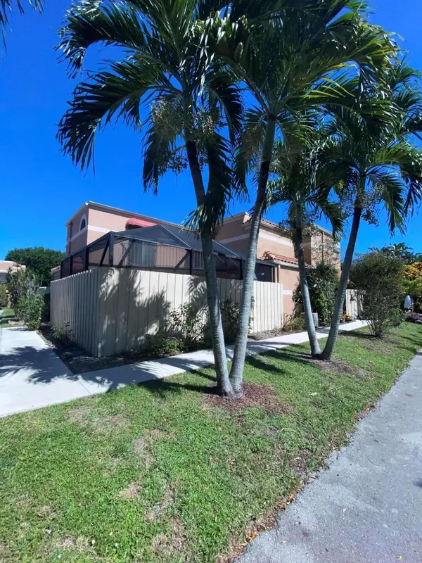 6190 Seven Springs #W, Greenacres, FL 33463