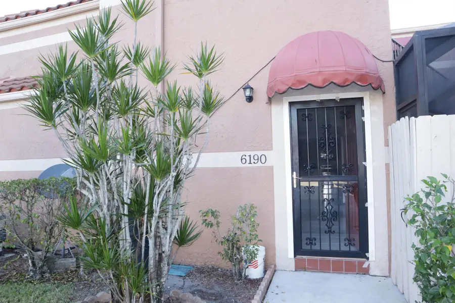 6190 Seven Springs #W, Greenacres, FL 33463 - Image #3