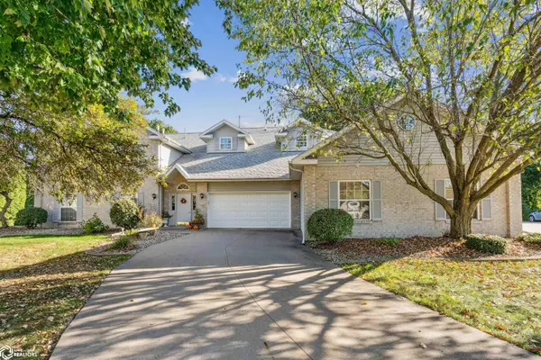 1404 Orchard Meadow Drive #D, Burlington, IA 52601