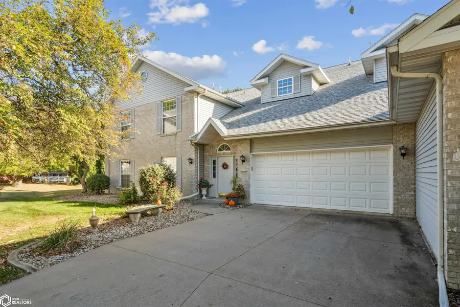 1404 Orchard Meadow Drive #D, Burlington, IA 52601 - #2