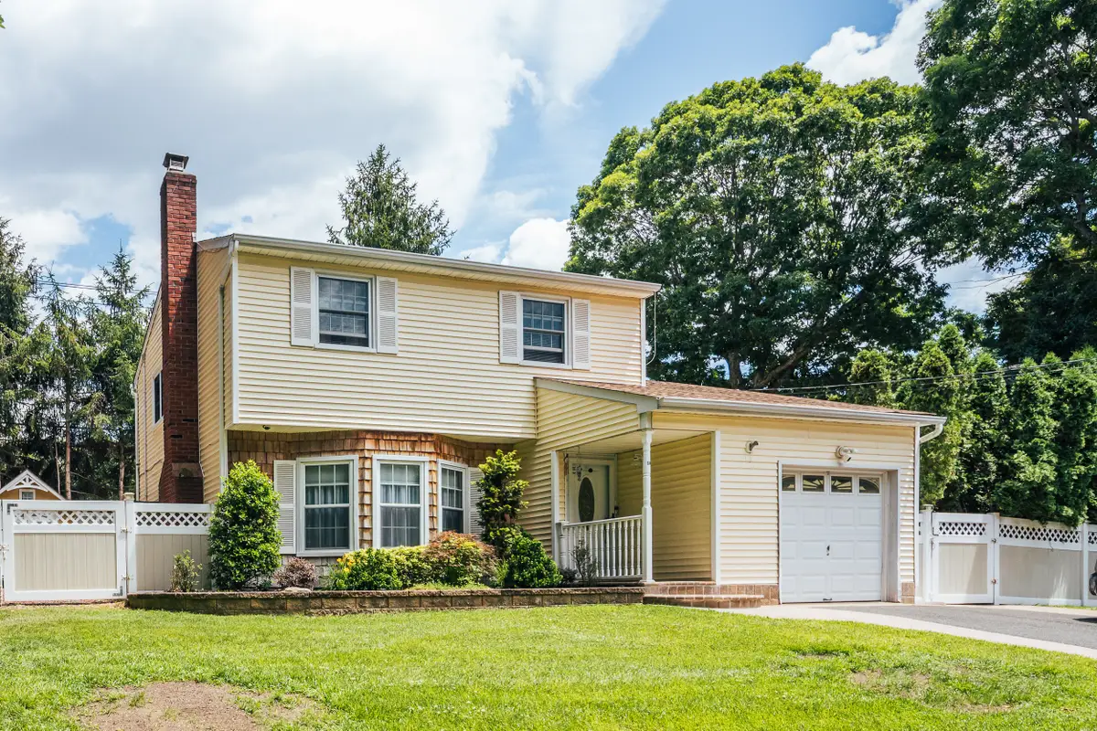 41 Brook Run Drive, Medford, NY 11763 - #1