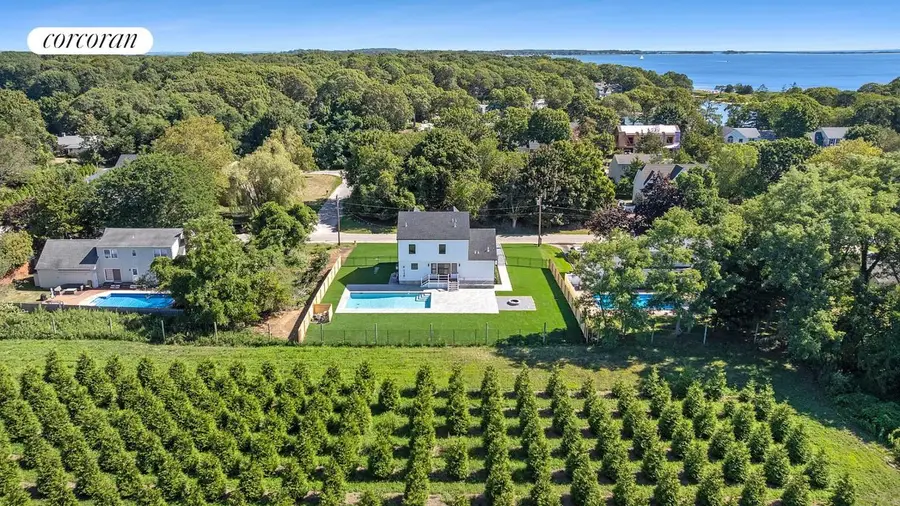 1900 Gillette Drive, East Marion, NY 11939 - Image #2