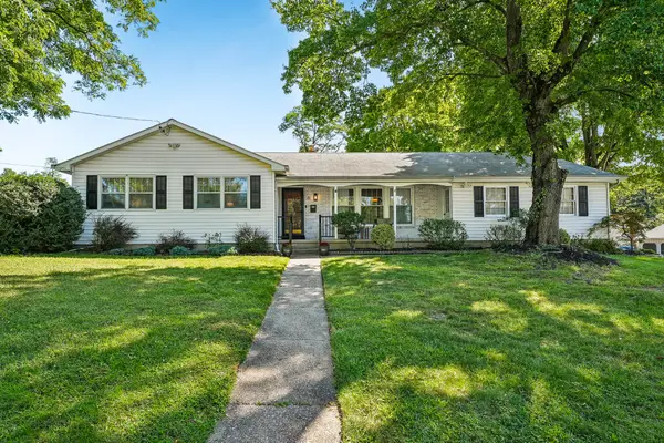 6 Old Town Rd, CHERRY HILL, NJ 08034
