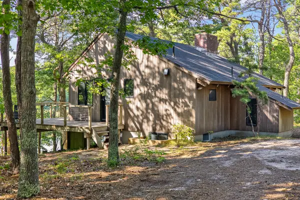 90 Blue Heron Road, Wellfleet, MA 02667