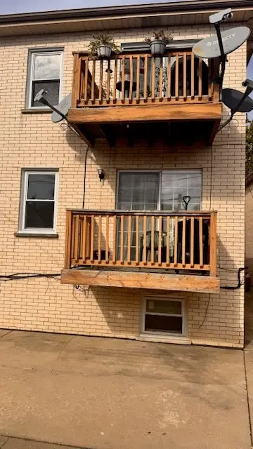 5517 W Windsor Avenue #1, Chicago, IL 60630 - #2