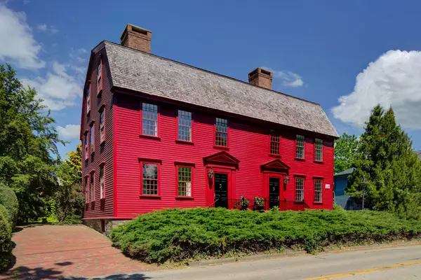 57 Farewell Street, Newport, RI 02840