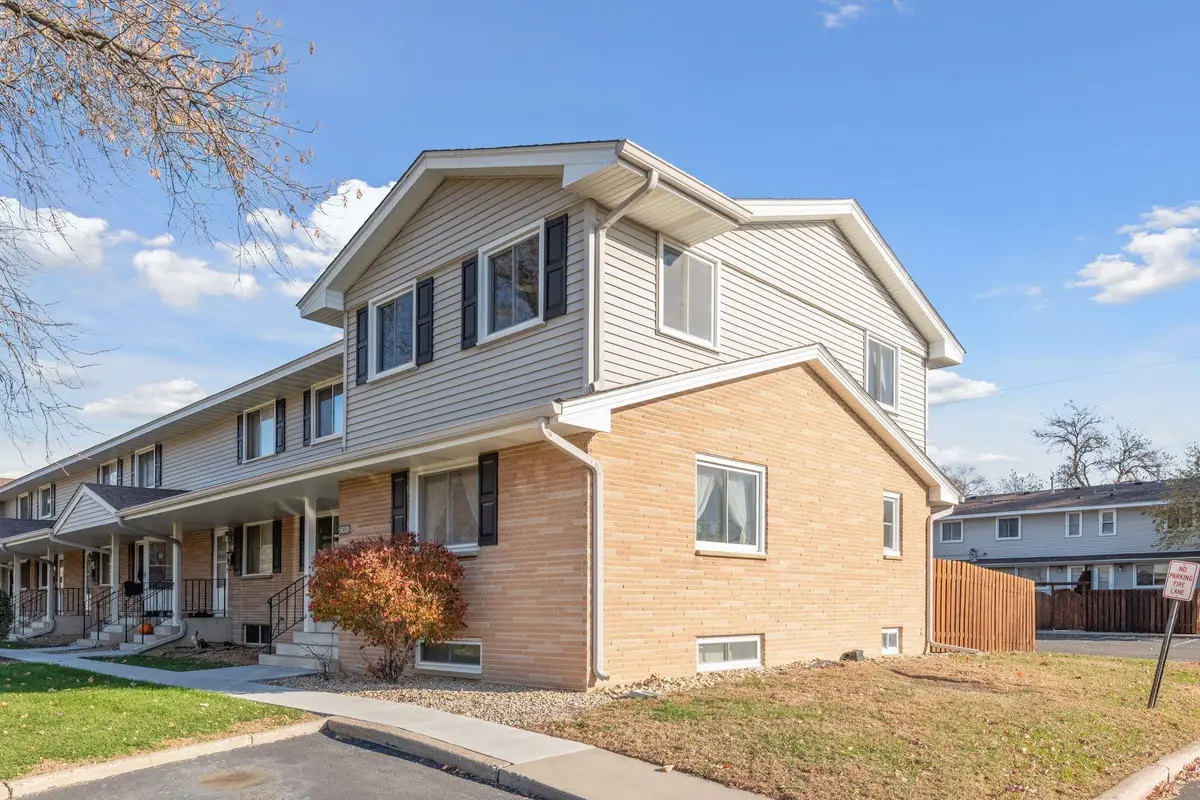 9039 18th Avenue S, Bloomington, MN 55425 - #1