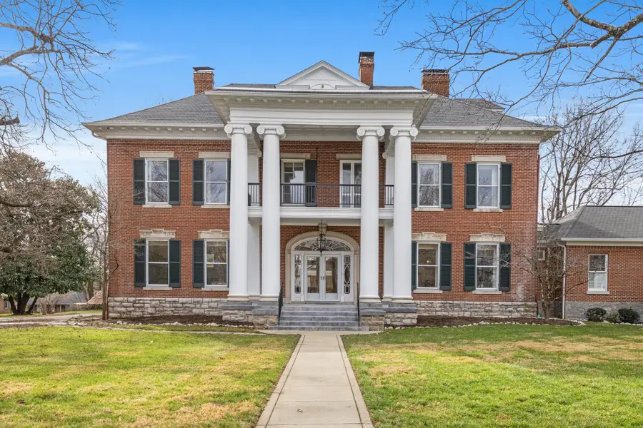 160 Elm Street, Versailles, KY 40383 - #2