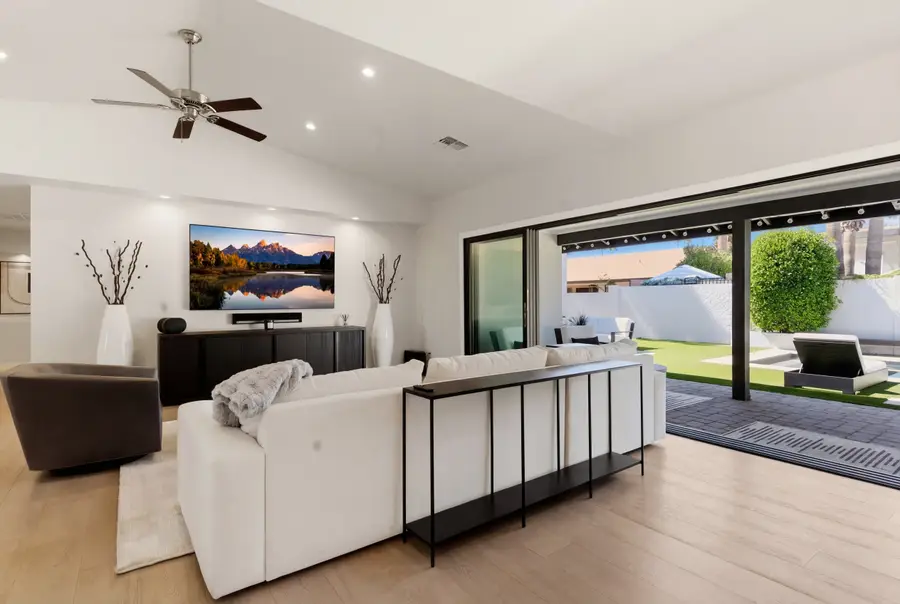 8372 E San Salvador Drive, Scottsdale, AZ 85258 - #3