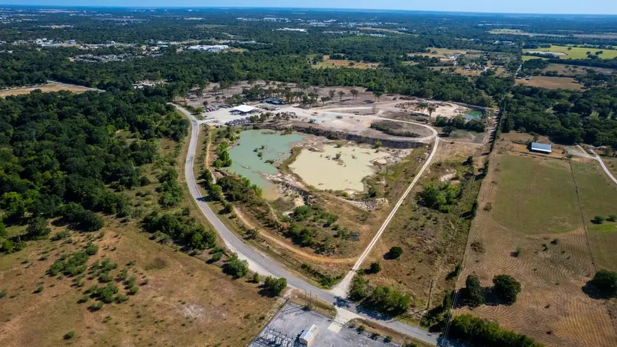 2237 Mumford Road, Bryan, TX 77807 - Image #2