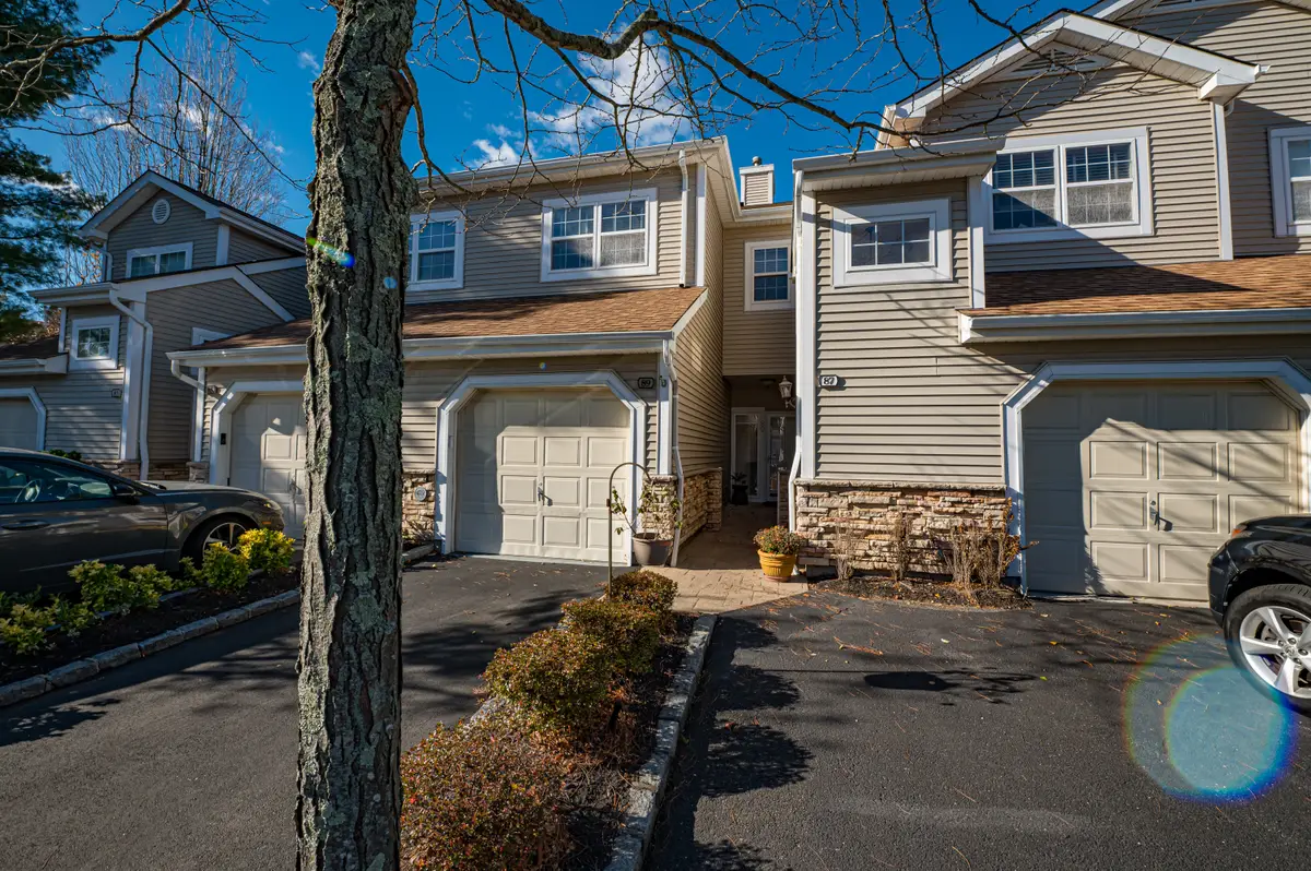 89 Carriage Lane #89, Plainview, NY 11803 - Image #1
