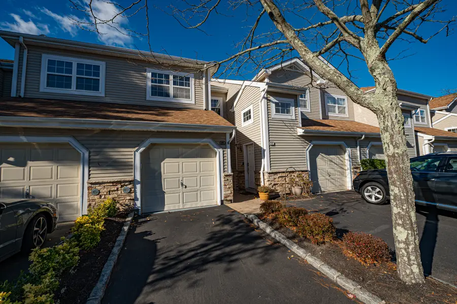 89 Carriage Lane #89, Plainview, NY 11803 - Image #3