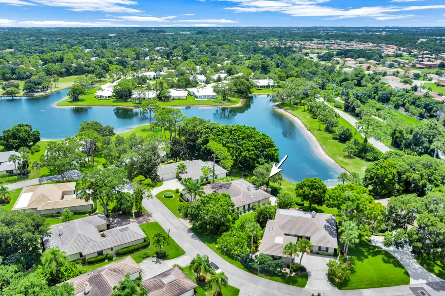 130 Prestwick Circle #130, Vero Beach, FL 32967 - Image #2