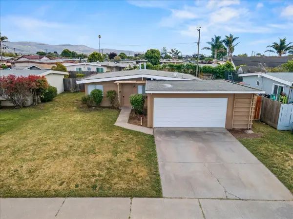 1448 Modoc Avenue, Salinas, CA 93906