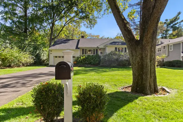 37 Midbrook Lane, Greenwich, CT 06870