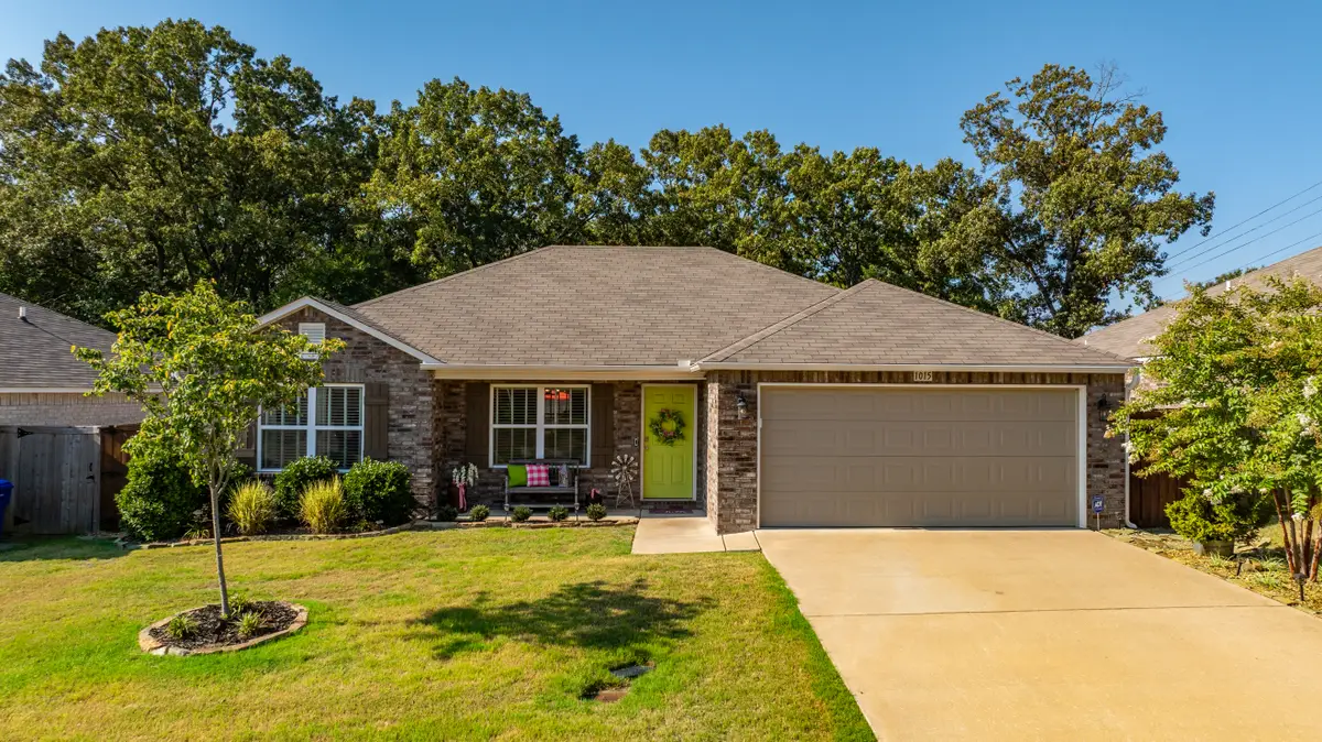 1015 Okeefe Avenue, Conway, AR 72032 - #1