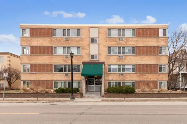 3120 Hennepin Avenue #103, Minneapolis, MN 55408