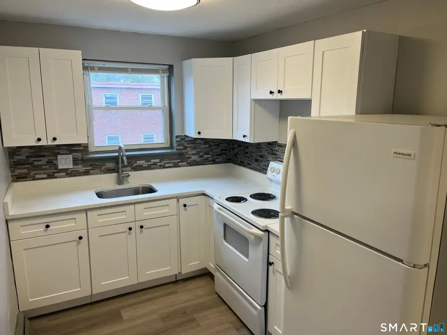 32 Cook Avenue #C22 #C22, Meriden, CT 06451 - #2