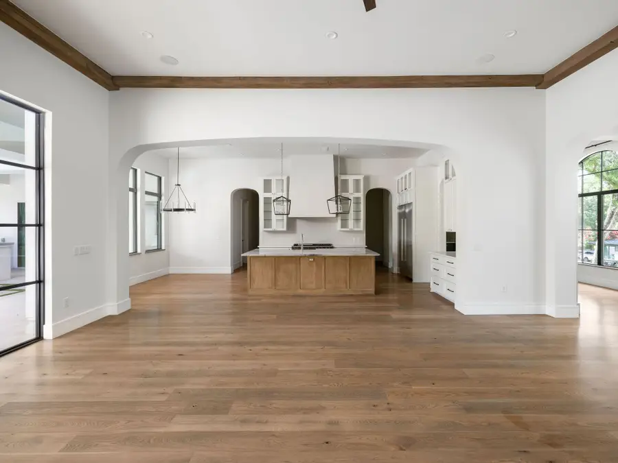 2702 Mountain Laurel Dr, Austin, TX 78703 - #3