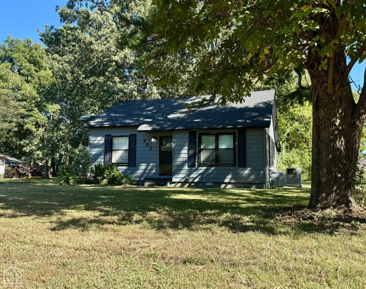702 Freeman Street, Jonesboro, AR 72401 - #1