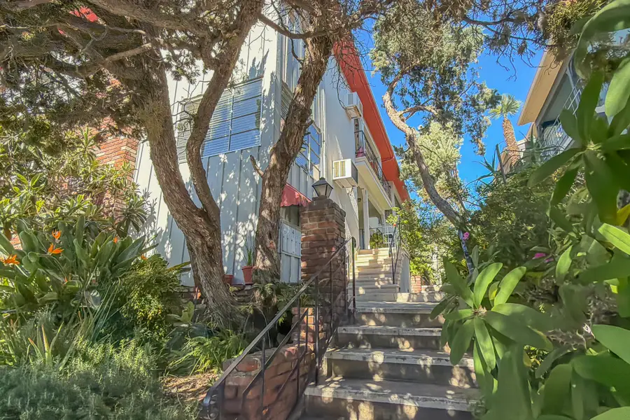 4507 Finley Avenue #6, Los Angeles, CA 90027 - Image #2