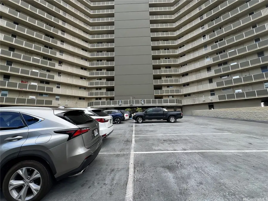 98-099 Uao Place unit: 3005, Aiea, HI 96701 - Image #2