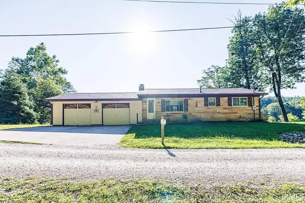 7266 Locust Lake West Drive, Spencer, IN 47460