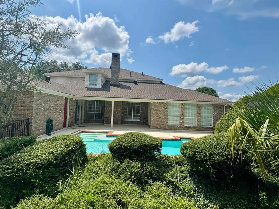 4920 Bellechase Drive, Beaumont, TX 77706 - Image #2