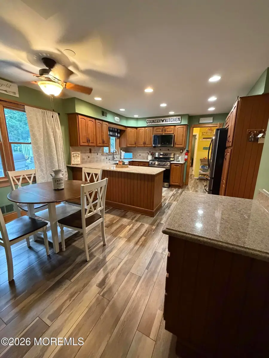 21 Howe Lane, Freehold, NJ 07728 - #2
