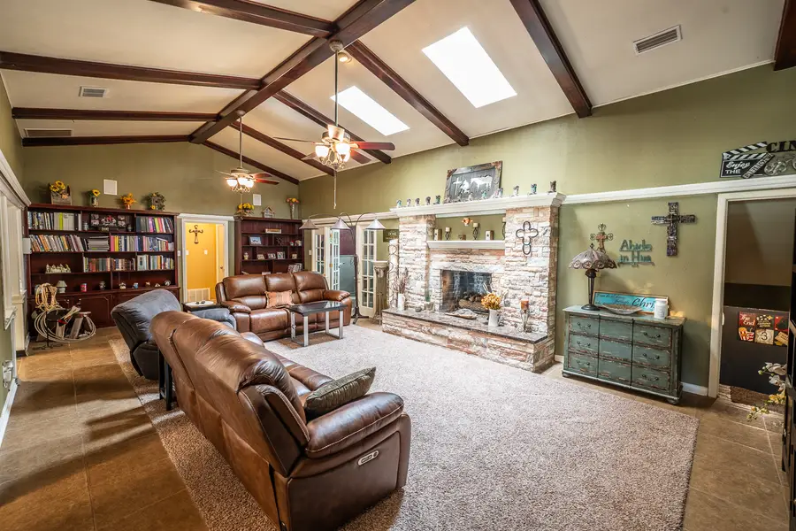 7303 Alcove Avenue, Lubbock, TX 79407 - #2