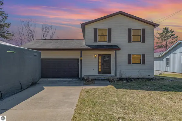 2675 W Lily Lake Road, Harrison, MI 48625