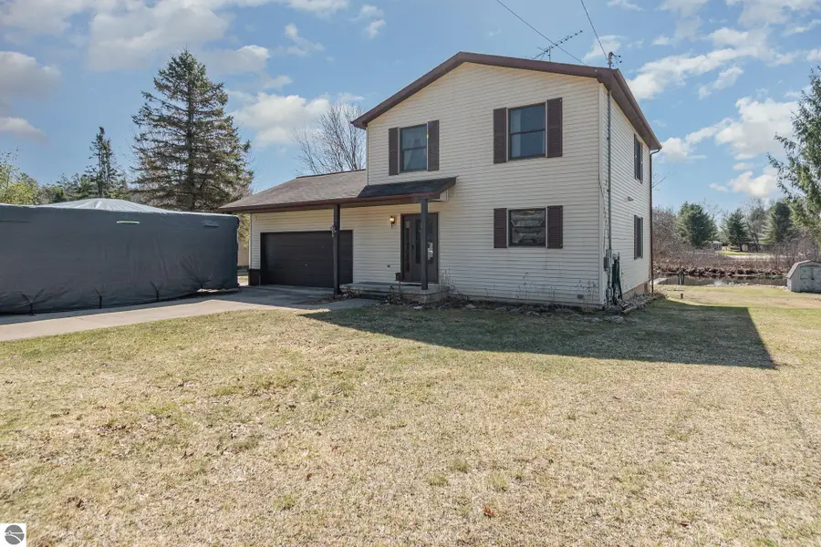 2675 W Lily Lake Road, Harrison, MI 48625 - Image #2