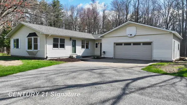 10293 Carr, Saint Charles, MI 48655